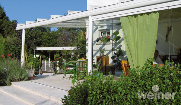 Terrasse mit Glasüberdachung